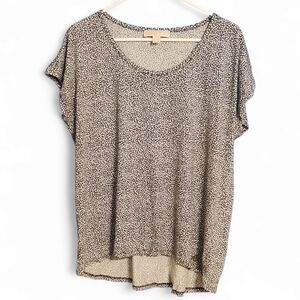 Michael Kors Women's XL Short Sleeve Shirt – Black & White Speckle Leopard Print